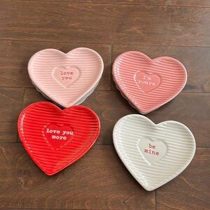 4pc Petal & Pearl Valentines Conversation Heart Appetizer Dessert Plates New